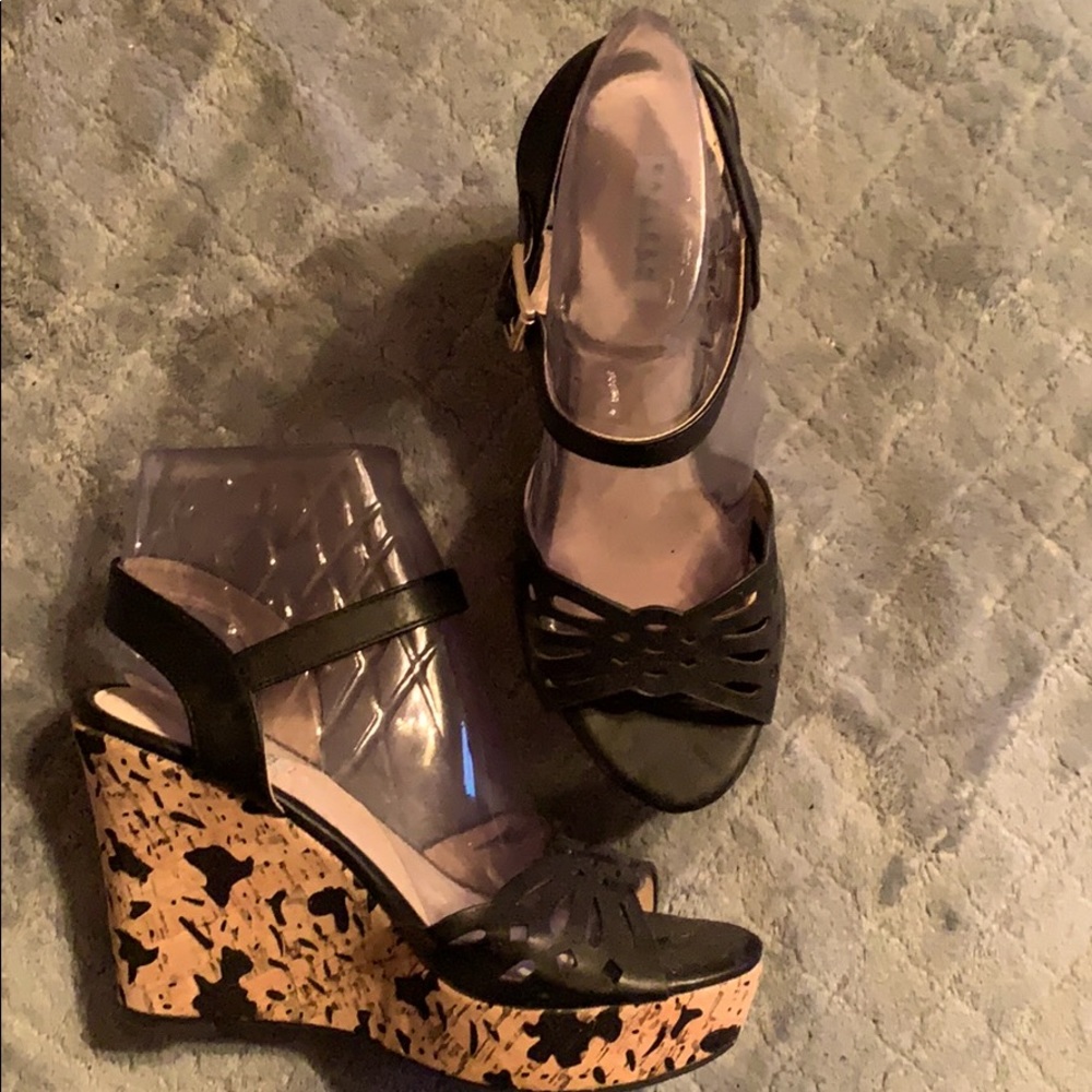 Kayleen Daniella Ankle Strap Platform Wedge - 8M